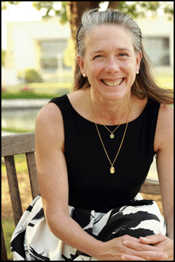 About Jana Lynne Ahlers